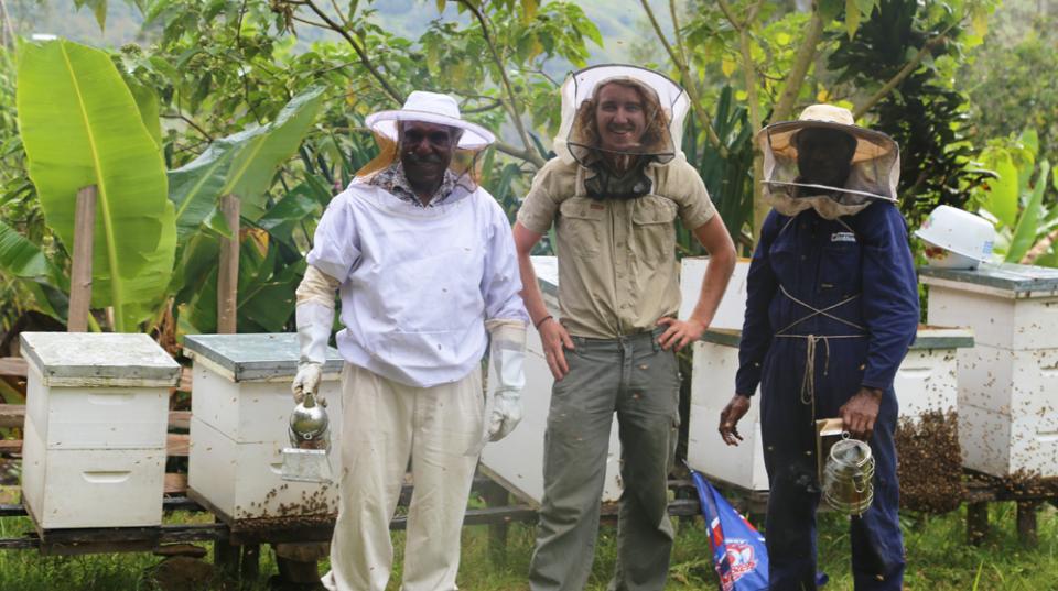 Beekeeping workshop to assist farmers Kelly Vacala